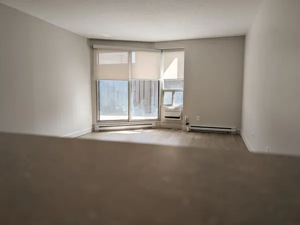 1300 Richmond RD #107, Britannia - Lincoln Heights And Area, ON K2B 8L2