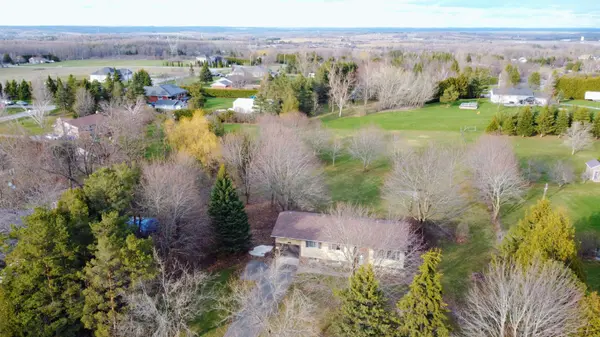 23 Valley RD, Cavan Monaghan, ON L0A 1G0