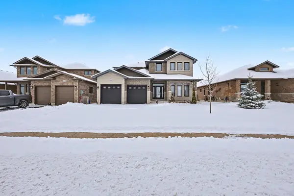 158 Cherrywood Pkwy, Greater Napanee, ON K7R 0E2