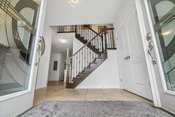 204 Vinton RD, Hamilton, ON L9K 0G8