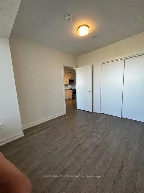 212 King William ST #821, Hamilton, ON L8R 0A7