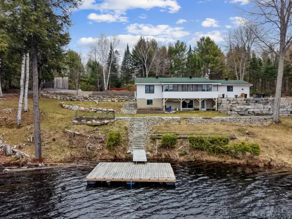 1087 Lagoon RD, Highlands East, ON K0L 1C0