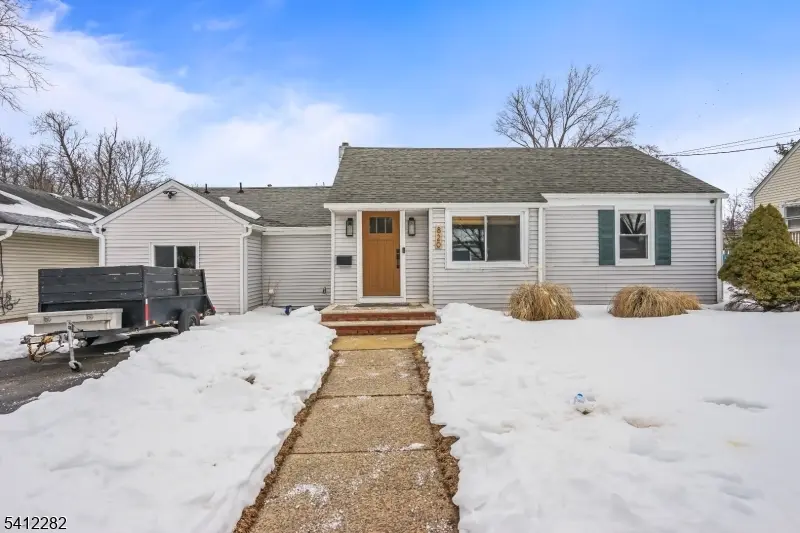 820 Front St, Dunellen Boro, NJ 08812