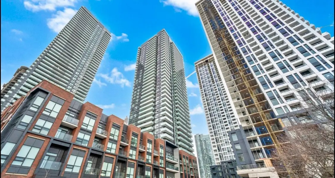 4130 Parkside Village DR #3607, Mississauga, ON L5B 3M8