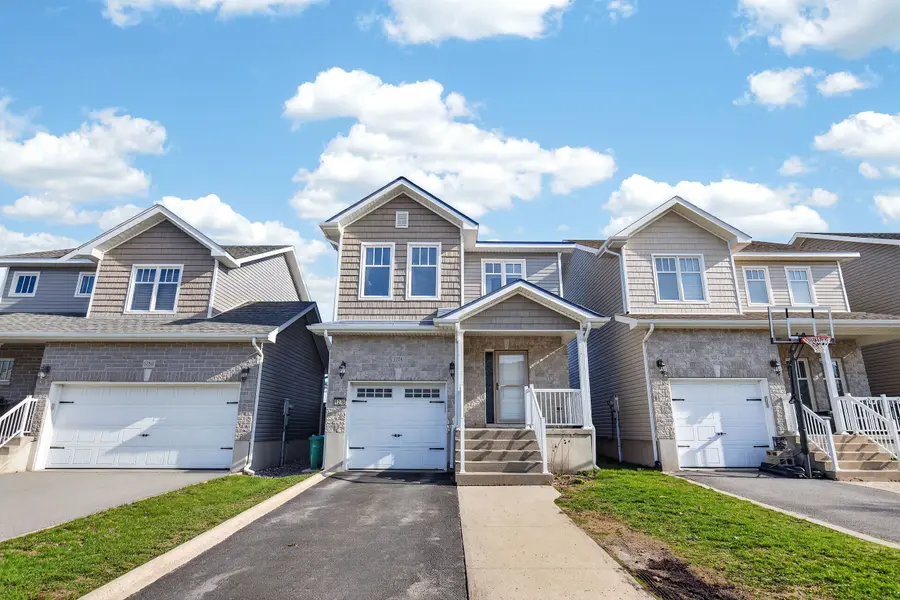 1276 Atkinson ST, Kingston, ON K7P 0H9