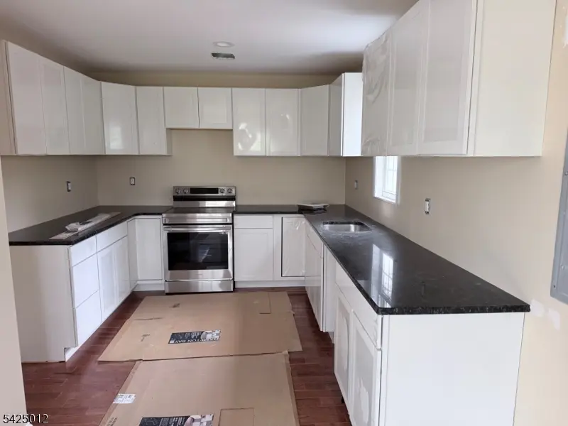 481A Windemere Ave, Mount Arlington Boro, NJ 07856