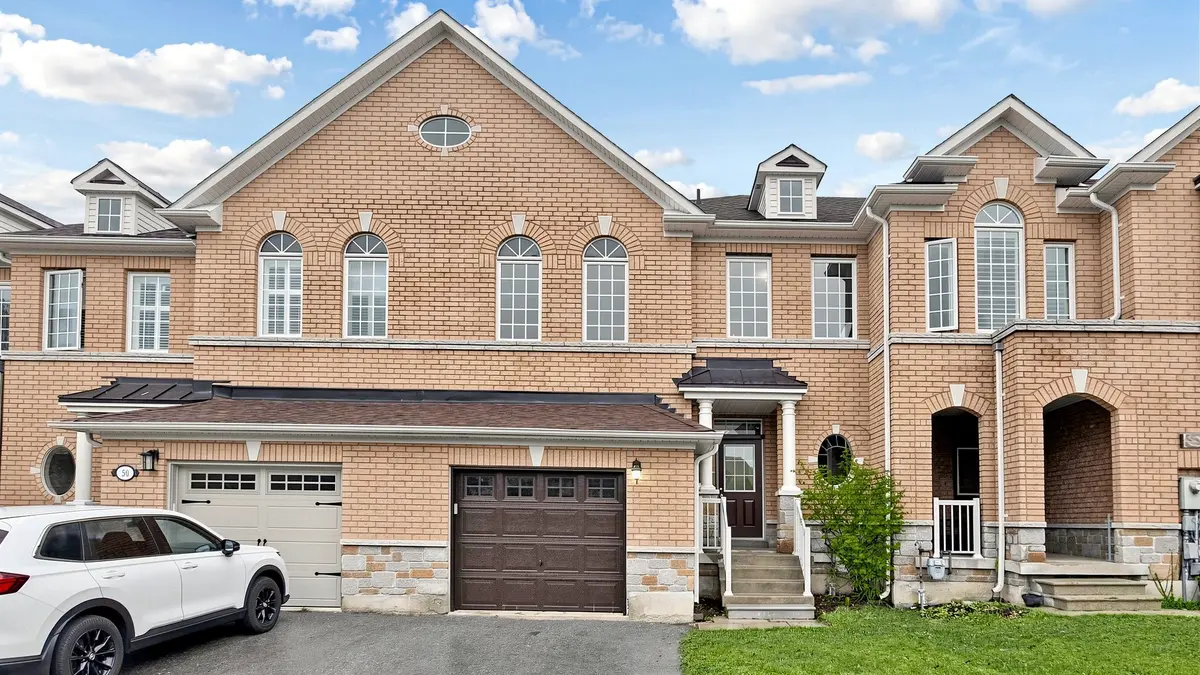 52 Gauguin AVE, Vaughan, ON L4J 9J7