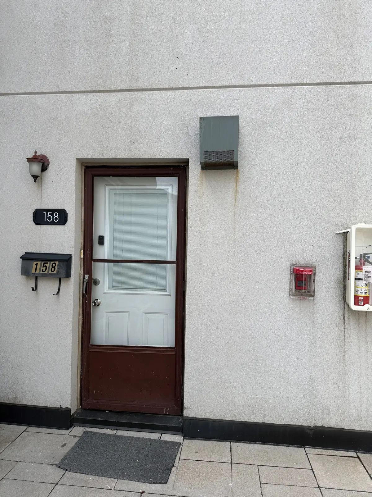 1055 DUNDAS ST E #158, Mississauga, ON L4Y 3X6