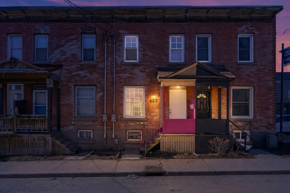 423 Arlington AVE, West Centre Town, ON K1R 6Z7