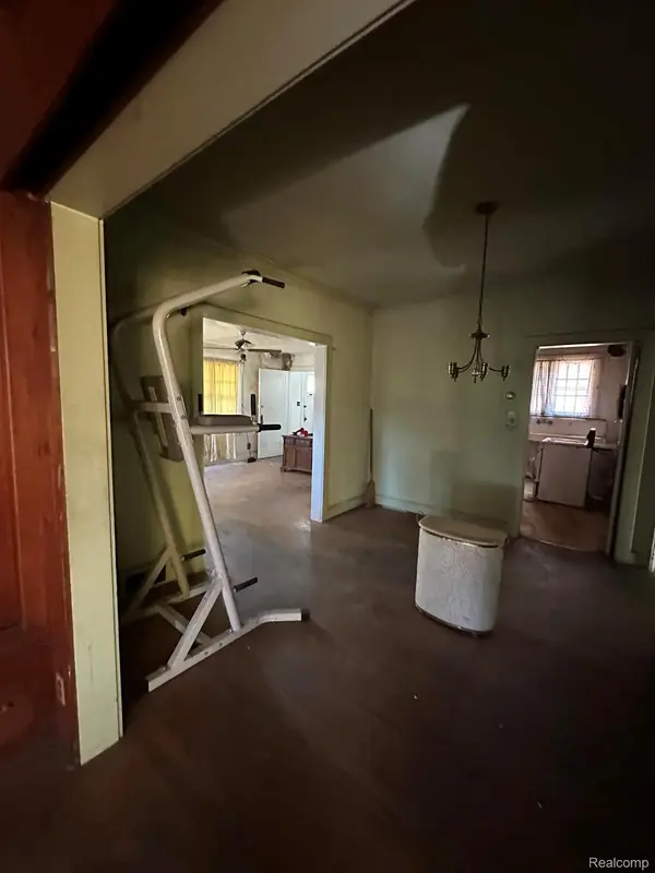 231 W Bennett AVE, Ferndale, MI 48220