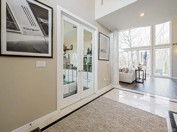 6310 Branford DR, West Bloomfield Charter Township, MI 48322