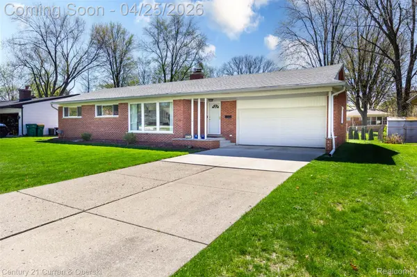 22803 Manning ST, Farmington, MI 48336