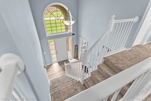 316 Lenox Lane, Brighton Township, MI 48114