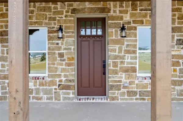 541 Cornerstone Avenue, Reno, TX 76020