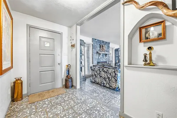 2404 Indian Cove Street, Fort Worth, TX 76108