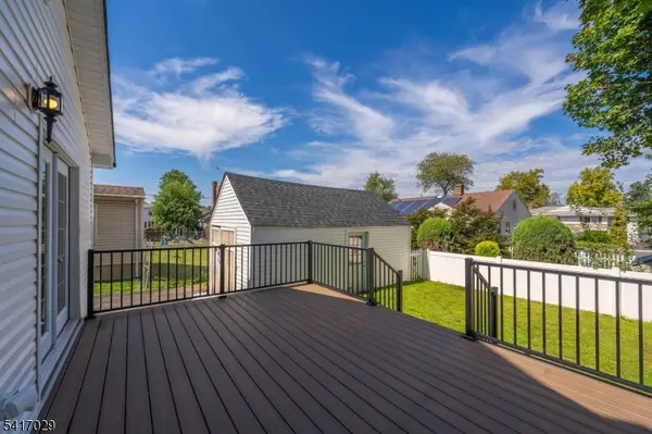 132 Thelma Ter, Linden City, NJ 07036