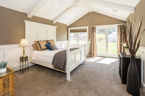 306 Hurley Dr, Hackettstown Town, NJ 07840