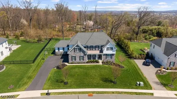 9 Donna Dr, Raritan Twp., NJ 08822