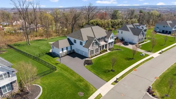 9 Donna Dr, Raritan Twp., NJ 08822