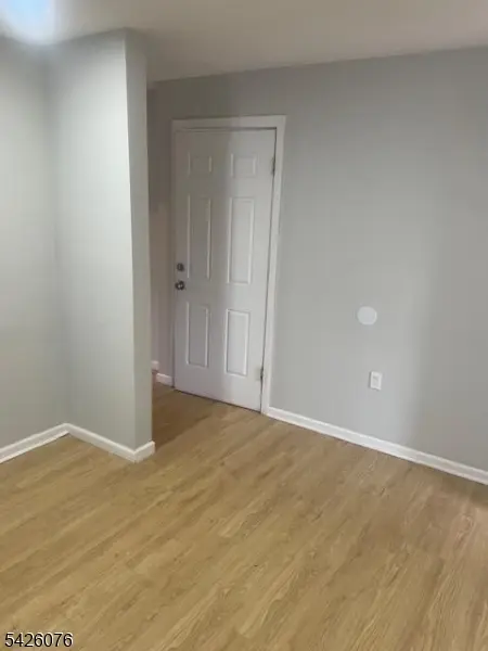 26 N 6Th St, Newark City, NJ 07107