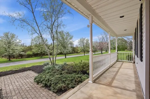 100 Distillery Rd, Readington Twp., NJ 08889