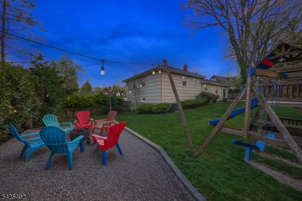 2 Dogwood Ter, Livingston Twp., NJ 07039