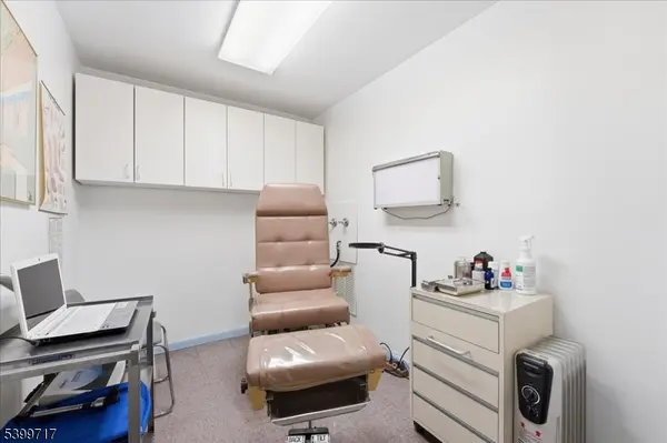 741 Bloomfield Ave, Verona Twp., NJ 07044