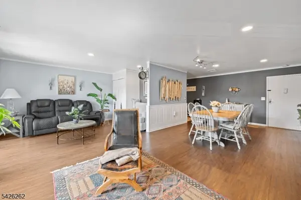 2 Ann St #203, Clifton City, NJ 07013