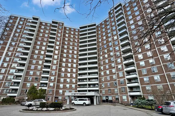 5 Shady Golfway #406, Toronto C11, ON M3C 3A5