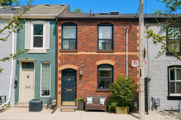 25 Bishop ST, Toronto C02, ON M5R 1N3