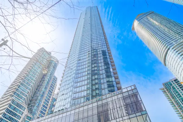 10 York ST #4508, Toronto C01, ON M5J 0E1