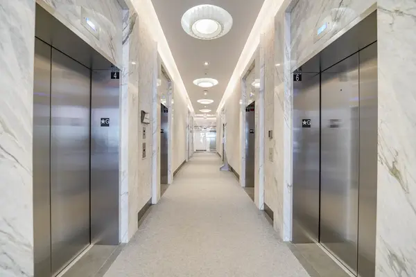 10 York ST #4508, Toronto C01, ON M5J 0E1