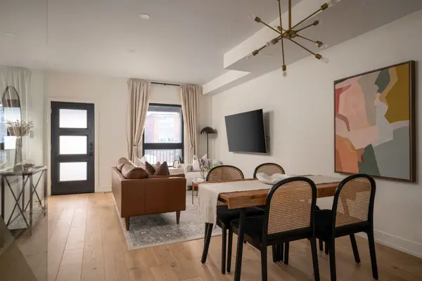 26 Pape AVE, Toronto E01, ON M4M 2V6