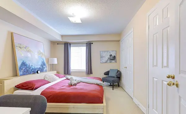 1755 Danforth AVE, Toronto E02, ON M4C 1J1