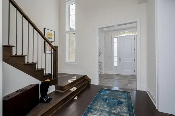 49 Mary Natasha CT, Vaughan, ON L4H 4N6