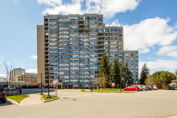 7 Townsgate DR #1506, Vaughan, ON L4J 7Z9