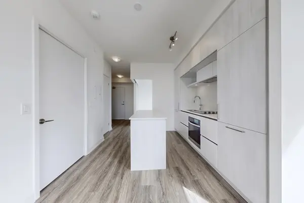 2 David Eyer RD #1130, Richmond Hill, ON L4S 0N6