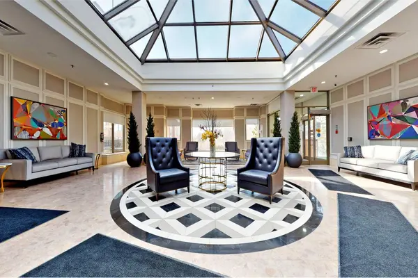 14924 Yonge ST #509, Aurora, ON L4G 6H7