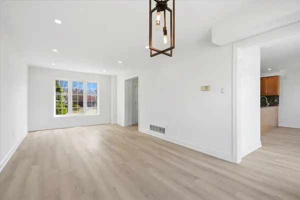 20 Knupp RD, Barrie, ON L4N 0P6