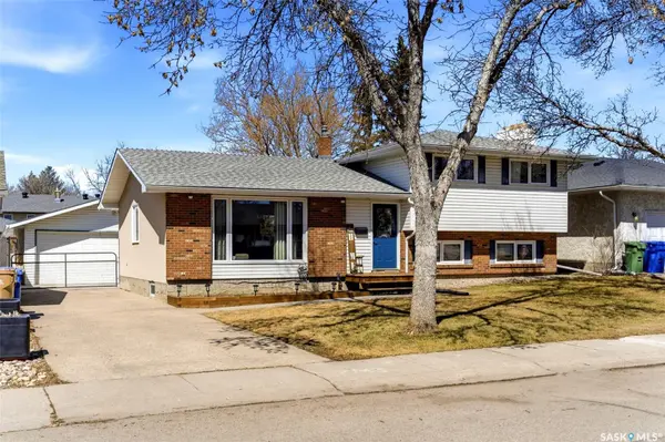 34 Selby CRESCENT, Regina, SK S4T 6W1