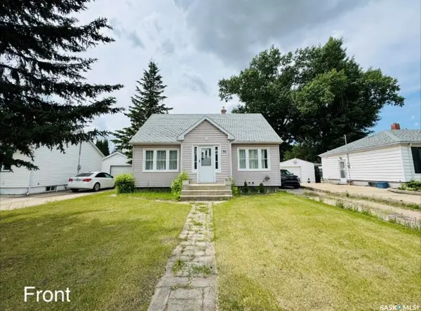 84 Gladstone AVENUE S, Yorkton, SK S3N 3B3