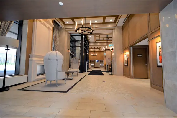 3091 Dufferin ST #405, Toronto W04, ON M6A 0C4