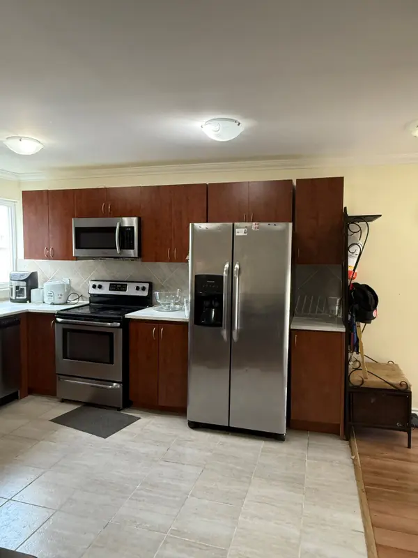 1055 DUNDAS ST E #158, Mississauga, ON L4Y 3X6