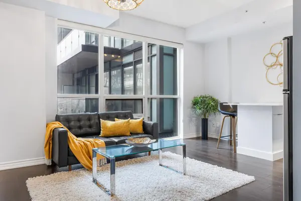 15 James Finlay WAY #723, Toronto W05, ON M3M 0B3