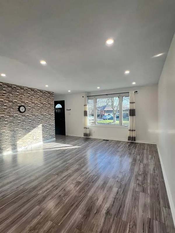 12 Wenlock CRES, London North, ON N6G 3B6