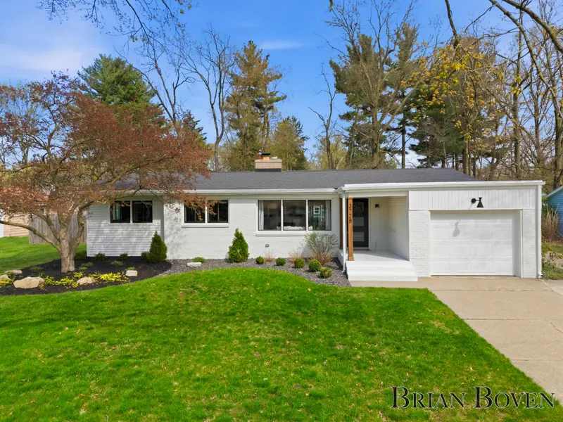 3728 Williamson AVE NE, Plainfield Twp, MI 49525