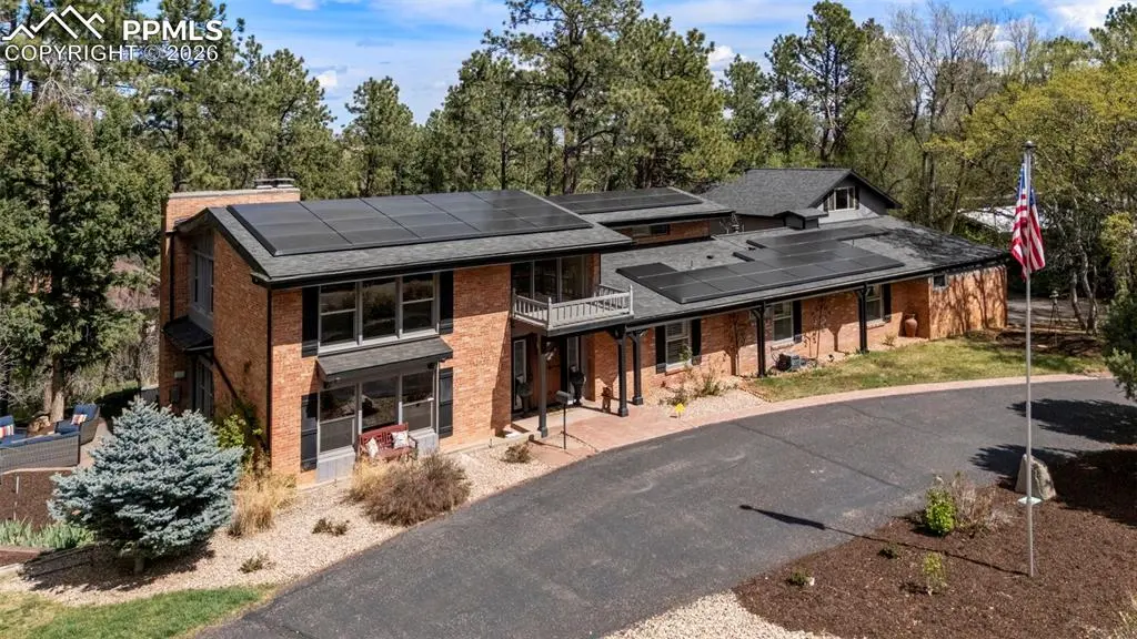 1660 Mesa AVE, Colorado Springs, CO 80906