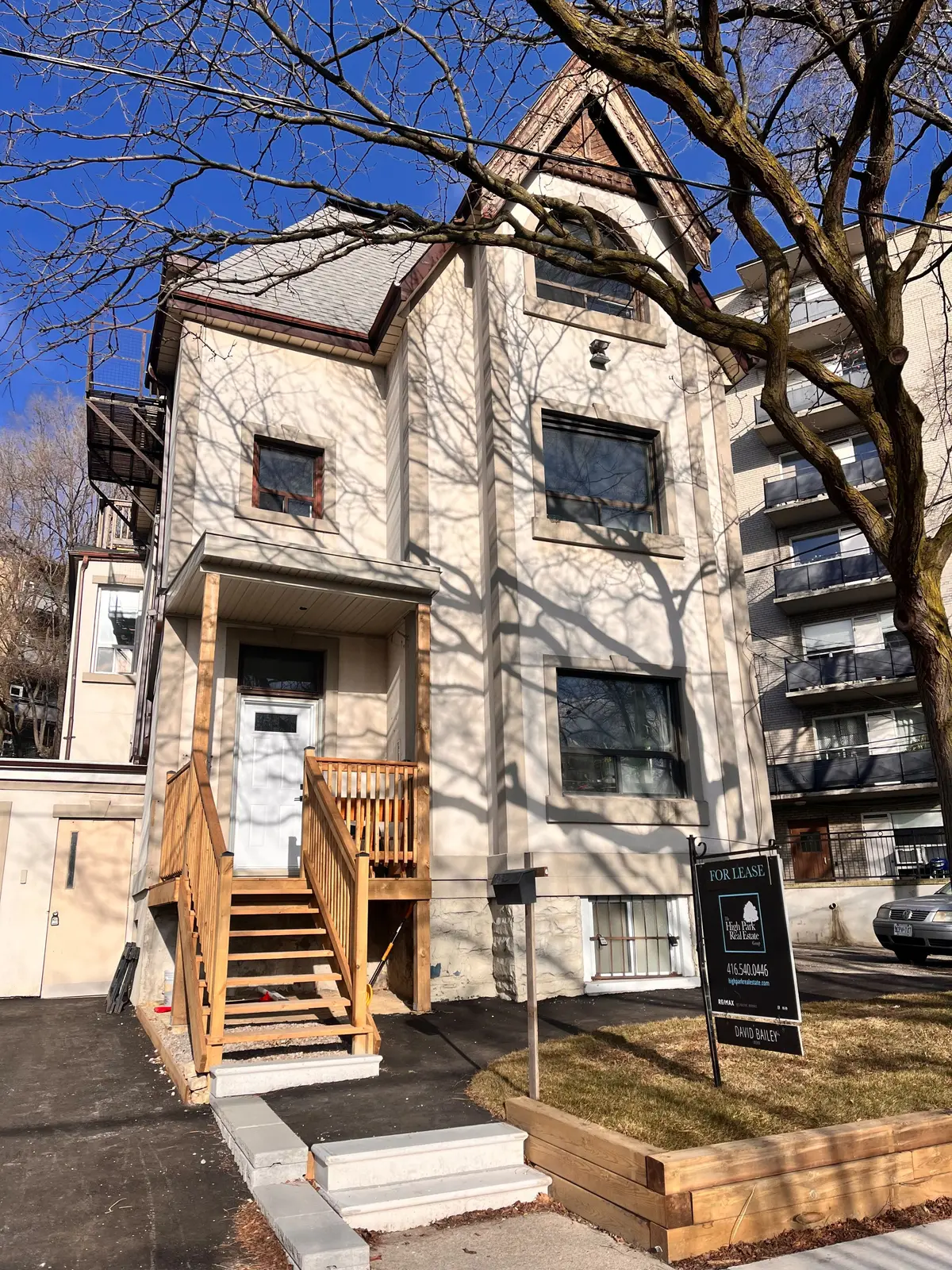 96 Springhurst AVE #3, Toronto W01, ON M6K 1C1