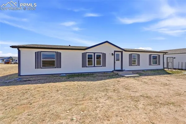 205 Longhorn Cattle DR, Calhan, CO 80808