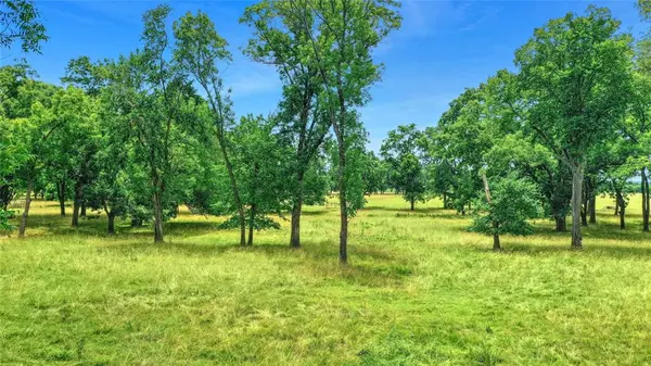 320 Elmore Road, Denison, TX 75021